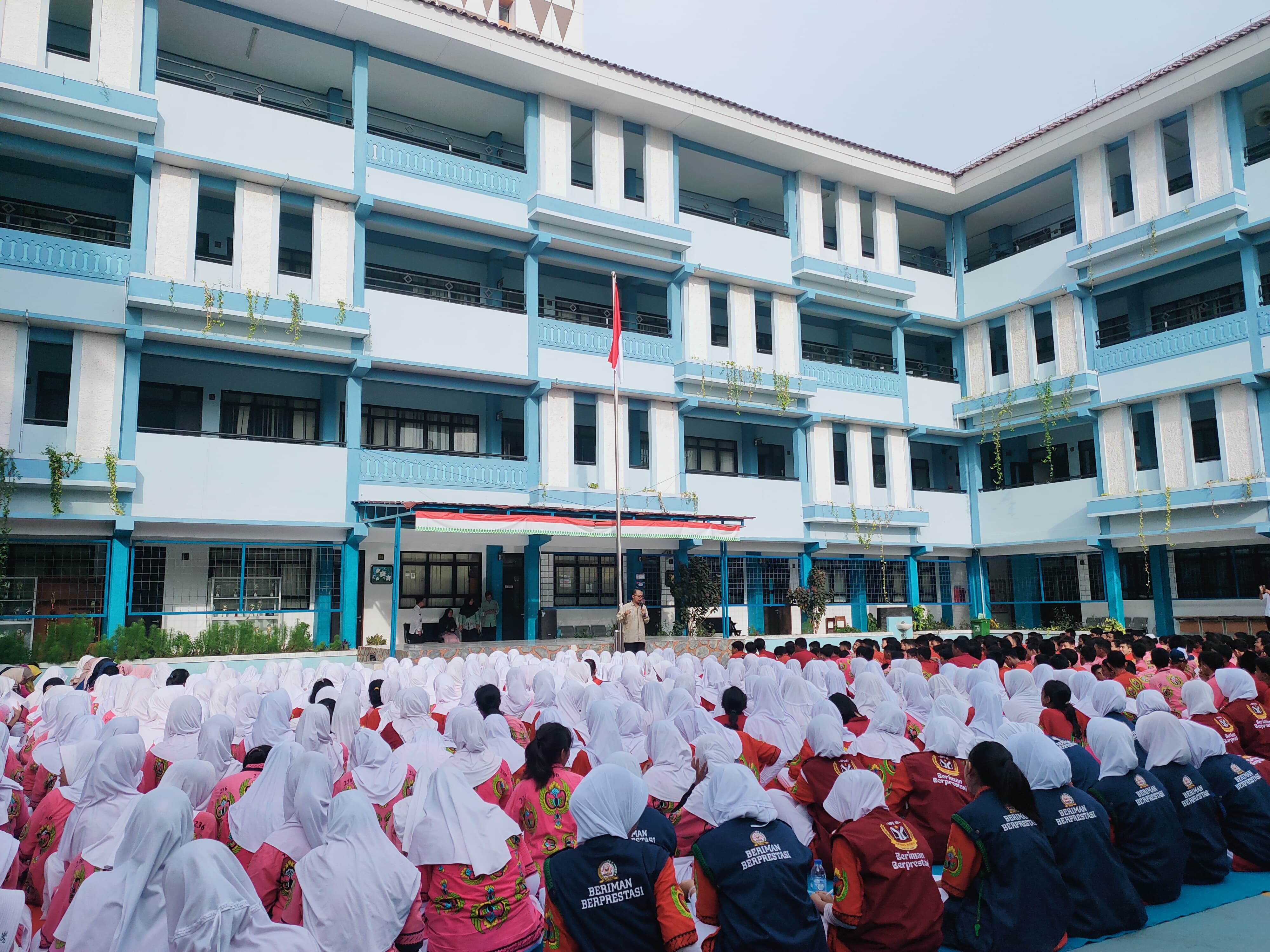 Gambar 2